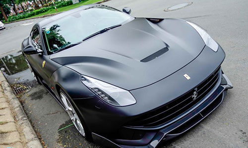 Cường Đô la độ siêu xe Ferrari F12 Berlinetta “siêu độc“